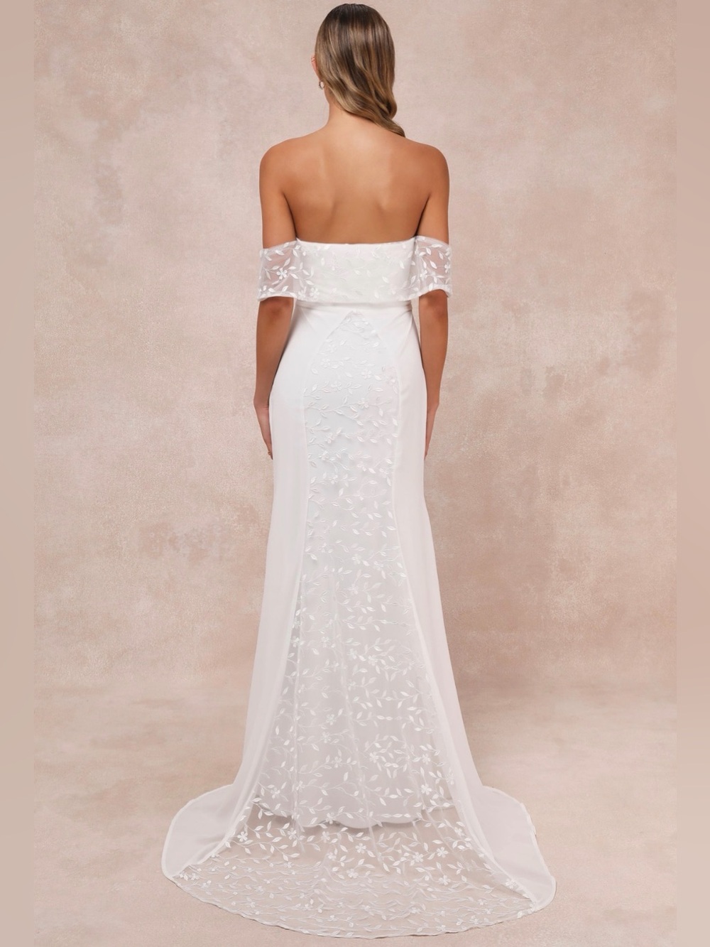 NWT Lulu's White Off-the-Shoulder Wedding Dress - Picture 2 of 10
